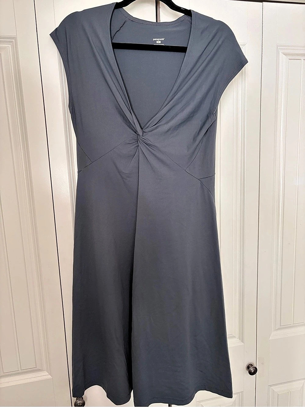 Patagonia Bandha Dress Gray Twist Front Midi Dress Size Medium